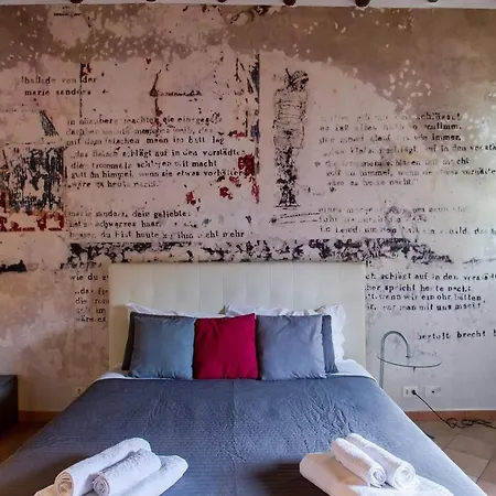 Pantheon Charming 2-bed In Heart Of Apartment Rome