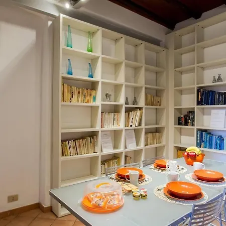 Pantheon Charming 2-bed In Heart Of רומא