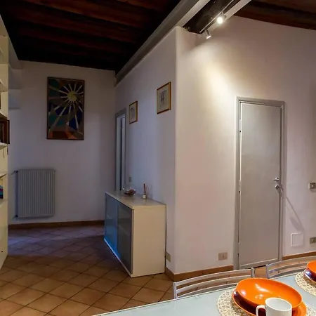 Pantheon Charming 2-bed In Heart Of רומא